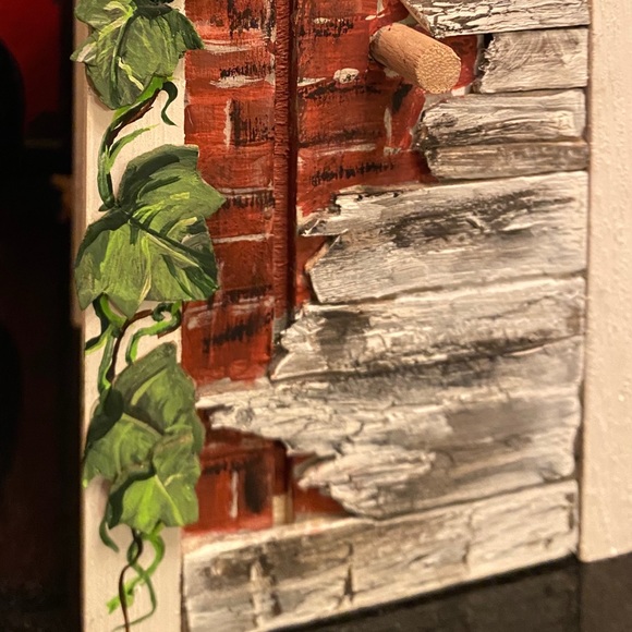 Birdhouse - handpainted ⭐️. Zoom in for details! - Picture 3 of 11